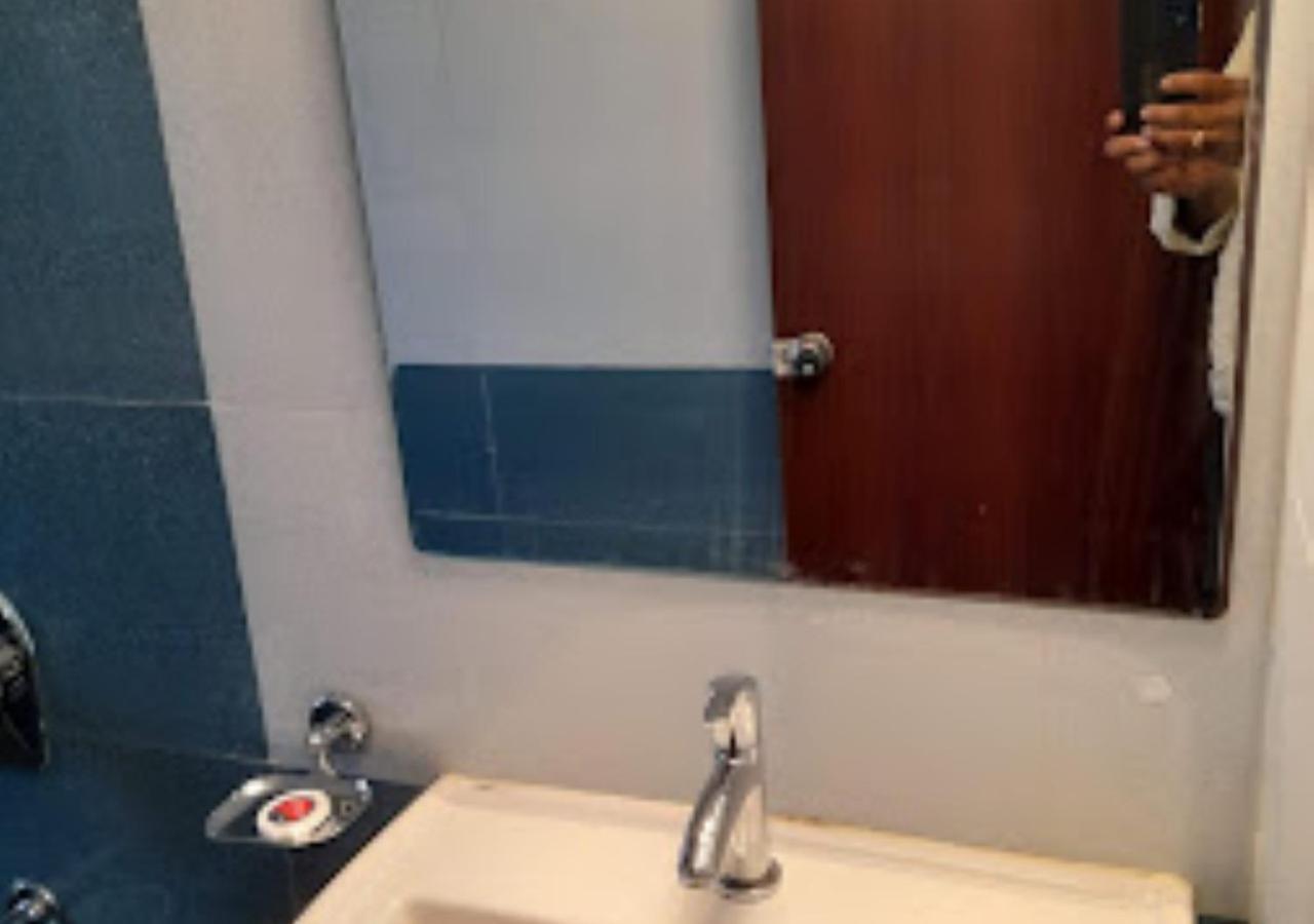 Hotel Rajwada Kapurhol Kapurwahal Esterno foto