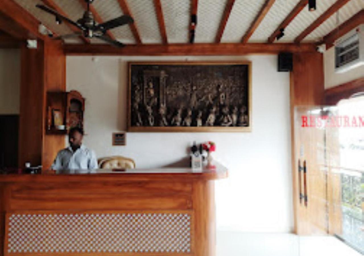 Hotel Rajwada Kapurhol Kapurwahal Esterno foto