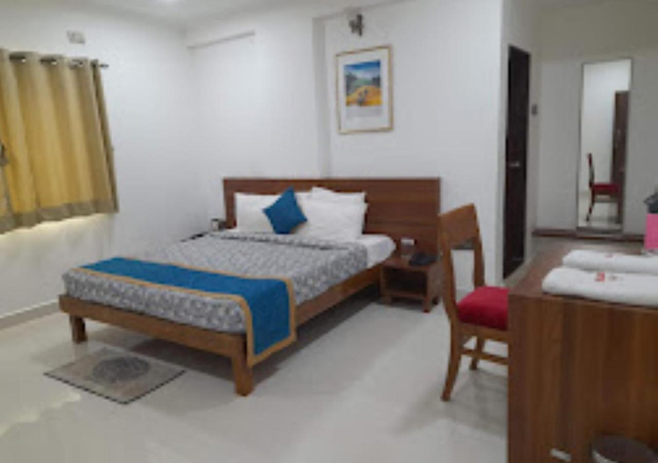 Hotel Rajwada Kapurhol Kapurwahal Esterno foto